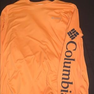 Columbia fishing shirt